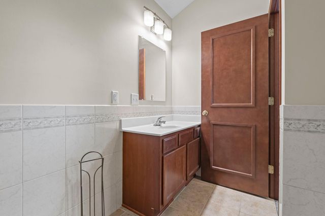 1776 Minnehaha Avenue W, Saint Paul, MN 55104
