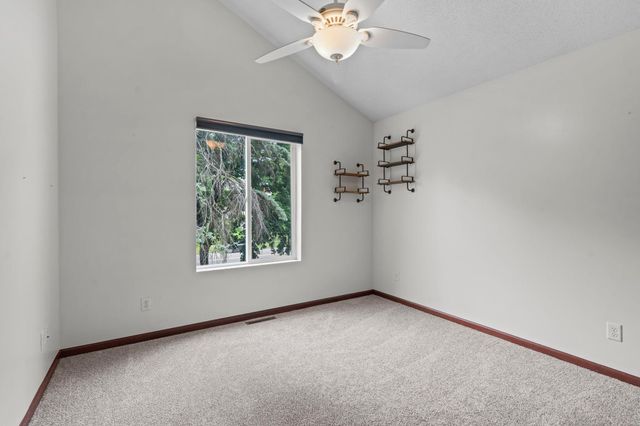 1776 Minnehaha Avenue W, Saint Paul, MN 55104