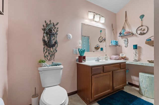 1776 Minnehaha Avenue W, Saint Paul, MN 55104
