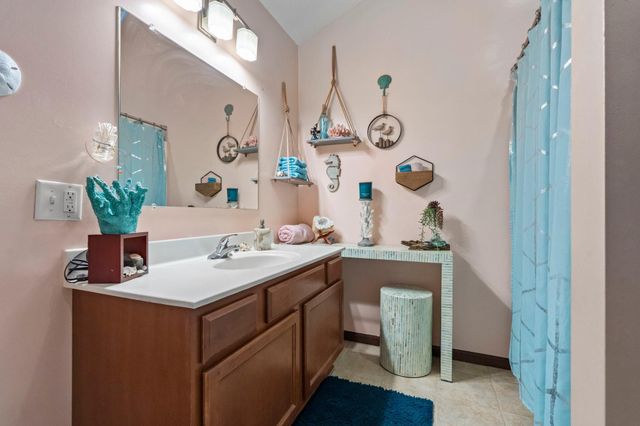 1776 Minnehaha Avenue W, Saint Paul, MN 55104