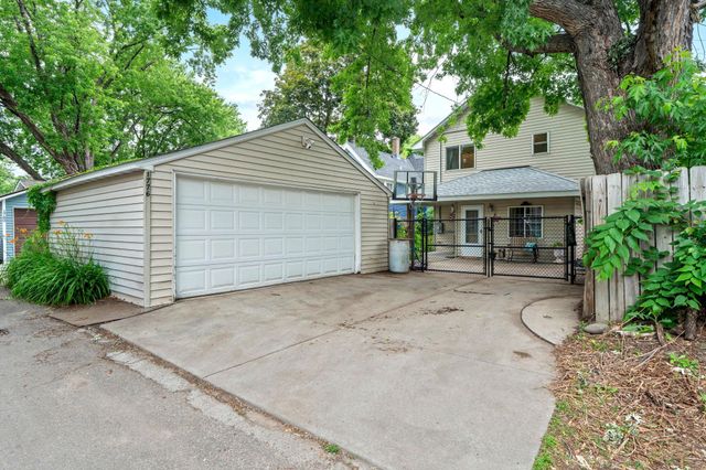 1776 Minnehaha Avenue W, Saint Paul, MN 55104