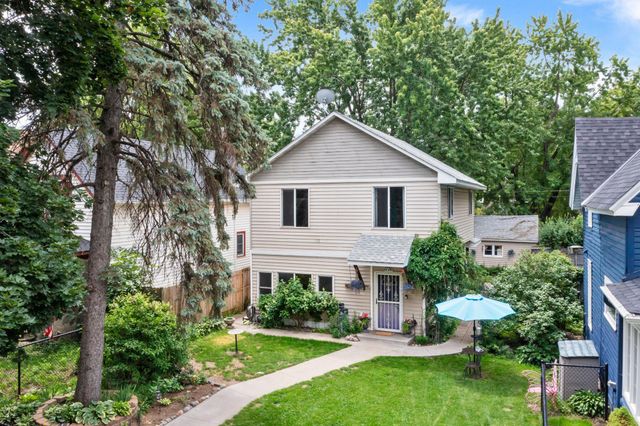1776 Minnehaha Avenue W, Saint Paul, MN 55104