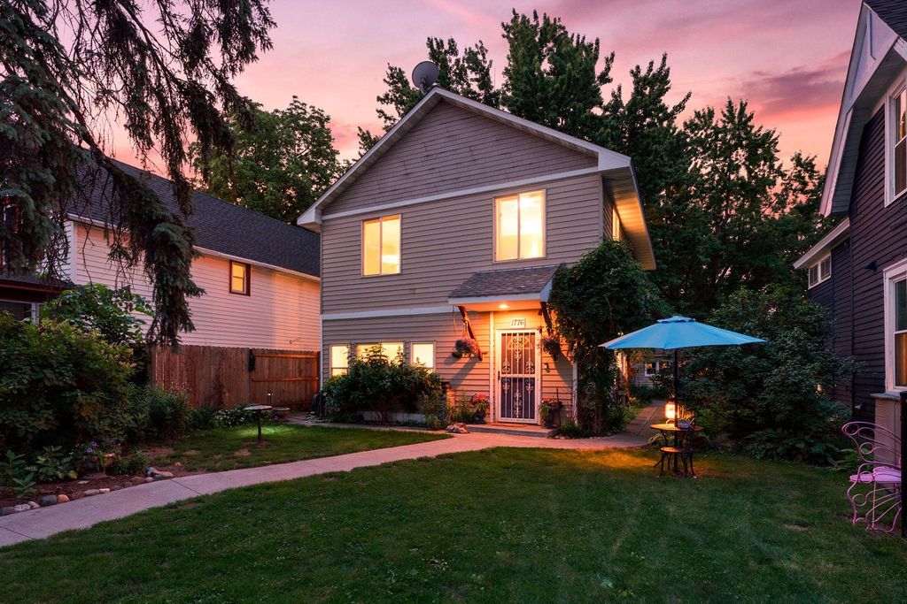 1776 Minnehaha Avenue W, Saint Paul, MN 55104