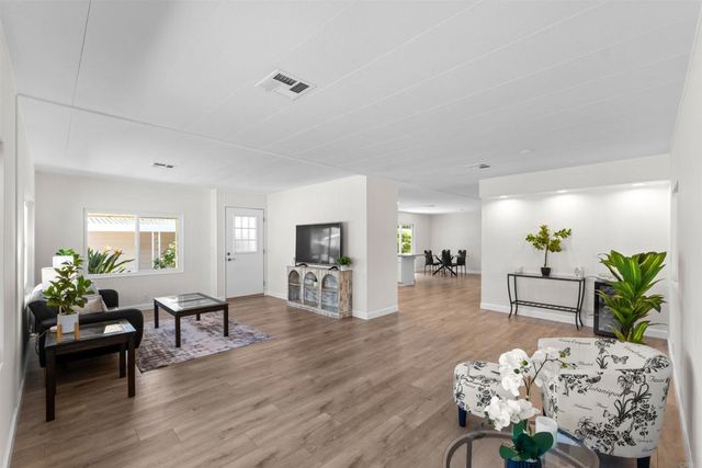 2250 N Broadway SPC 4, Escondido, CA 92026