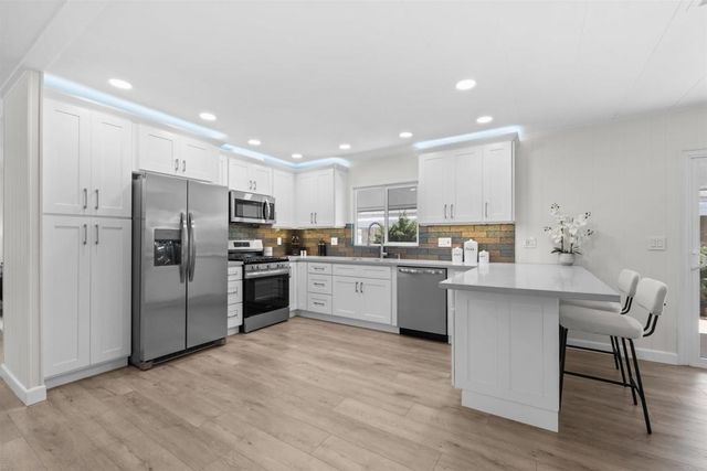 2250 N Broadway SPC 4, Escondido, CA 92026