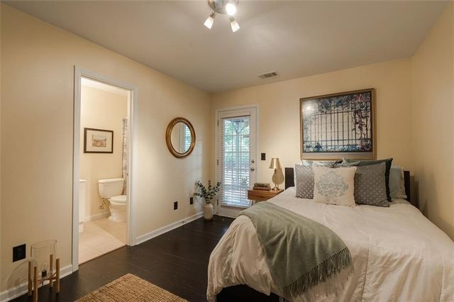 1400 Liberty Parkway NW 2006, Atlanta, GA 30318