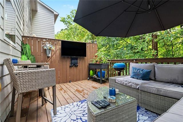 1400 Liberty Parkway NW 2006, Atlanta, GA 30318