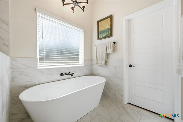 16340 Charlya Drive, Temple, TX 76502