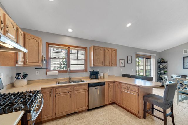 10845 Park Street, Crown Point, IN 46307