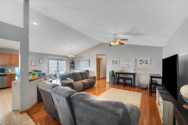 10845 Park Street, Crown Point, IN 46307