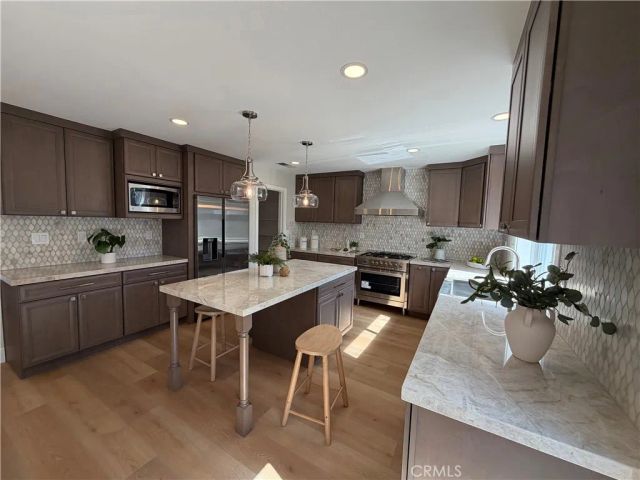 6 Hemingway Court, Rancho Santa Margarita, CA 92679