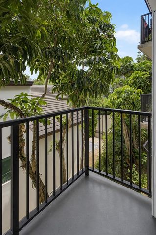 6815 Edgewater Drive 201, Coral Gables, FL 33133