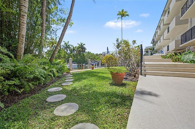 6815 Edgewater Drive 201, Coral Gables, FL 33133
