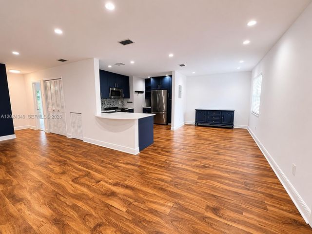 6815 Edgewater Drive 201, Coral Gables, FL 33133
