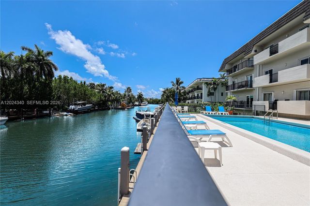 6815 Edgewater Drive 201, Coral Gables, FL 33133
