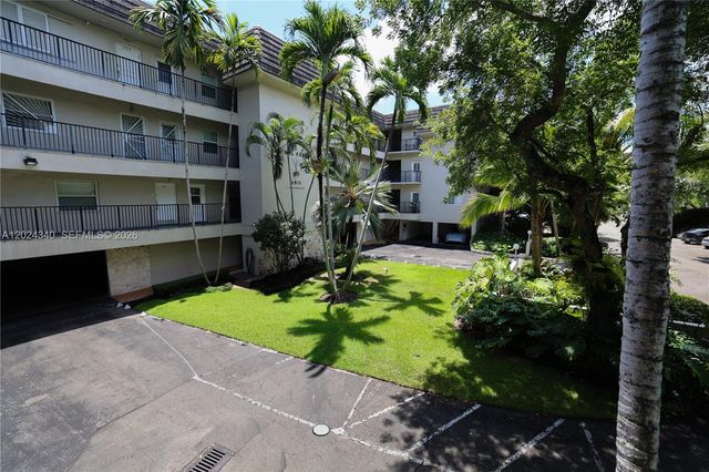 6815 Edgewater Drive 201, Coral Gables, FL 33133