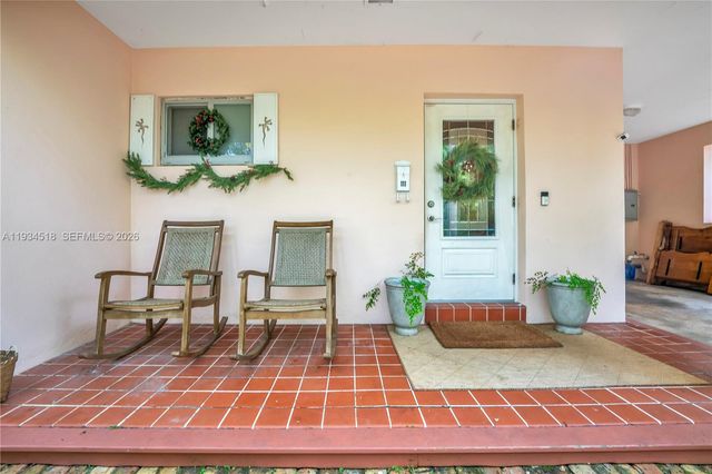 2490 Abaco Ave, Miami, FL 33133