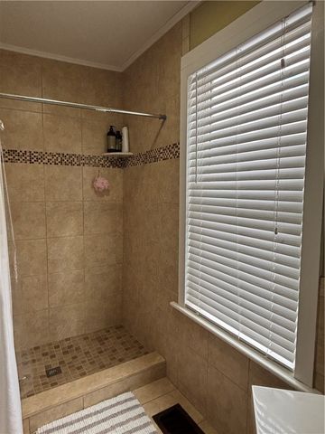 10 Reynolds Avenue, Oneonta, NY 13820