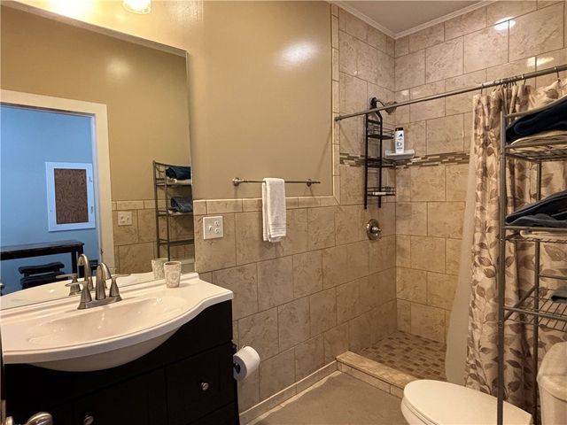 10 Reynolds Avenue, Oneonta, NY 13820