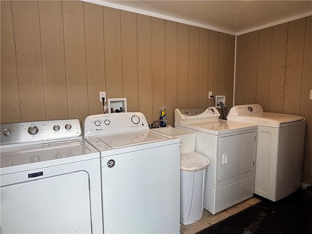 10 Reynolds Avenue, Oneonta, NY 13820