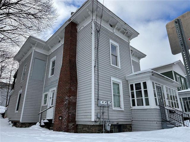 10 Reynolds Avenue, Oneonta, NY 13820