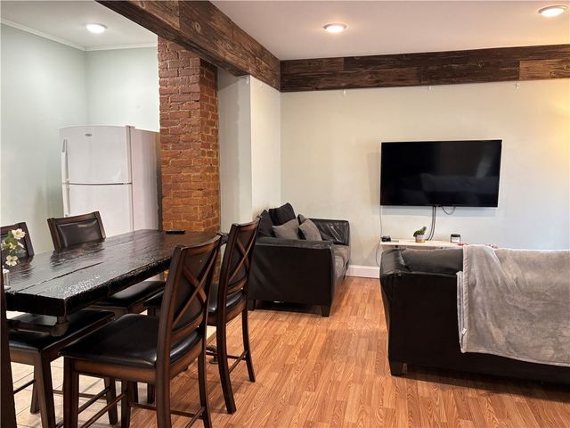 10 Reynolds Avenue, Oneonta, NY 13820