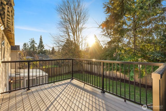 14401 82nd Avenue NE, Kirkland, WA 98034