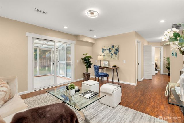 14401 82nd Avenue NE, Kirkland, WA 98034