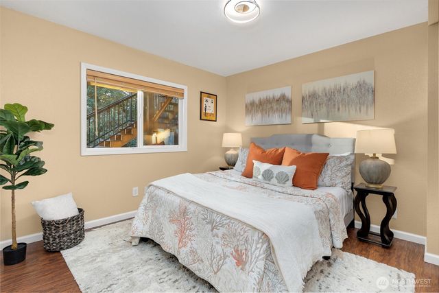 14401 82nd Avenue NE, Kirkland, WA 98034