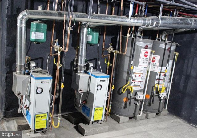 23 CHRISTOPH AVE, Trenton, NJ 08618