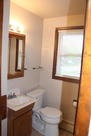 2111 CARSTENSEN LANE, Green Bay, WI 54304