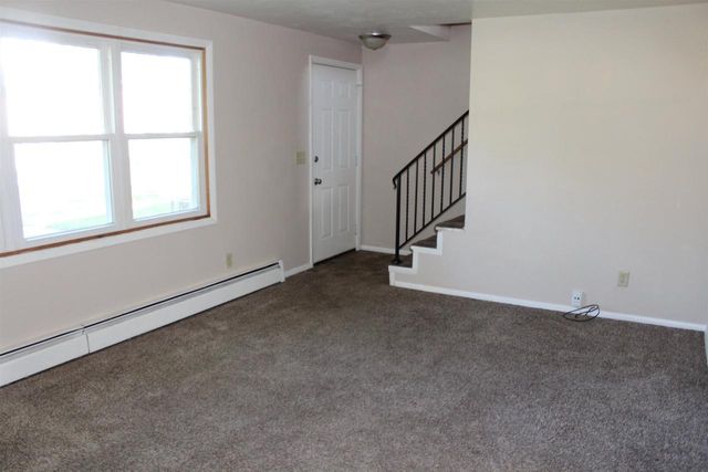 2111 CARSTENSEN LANE, Green Bay, WI 54304