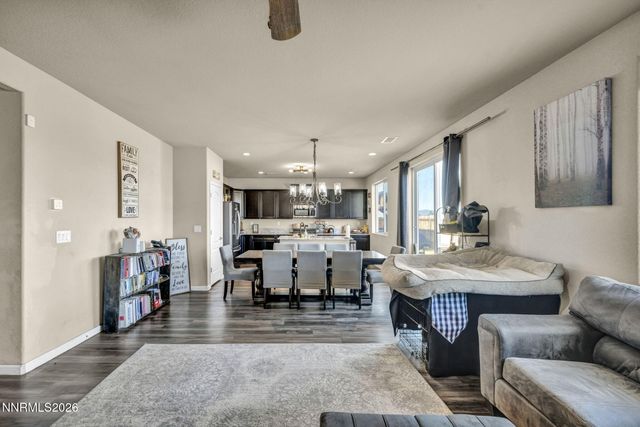 334 Granite Court, Dayton, NV 89403