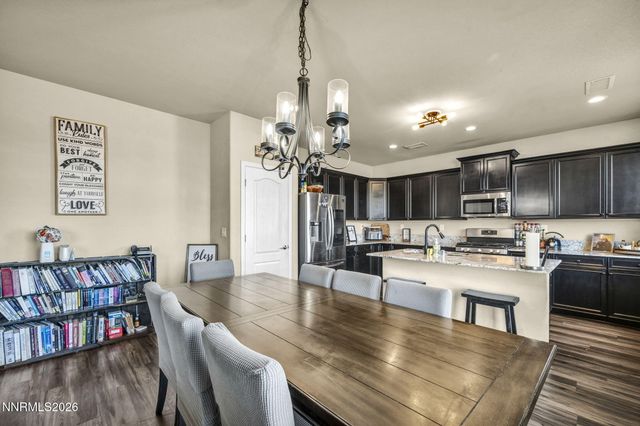 334 Granite Court, Dayton, NV 89403