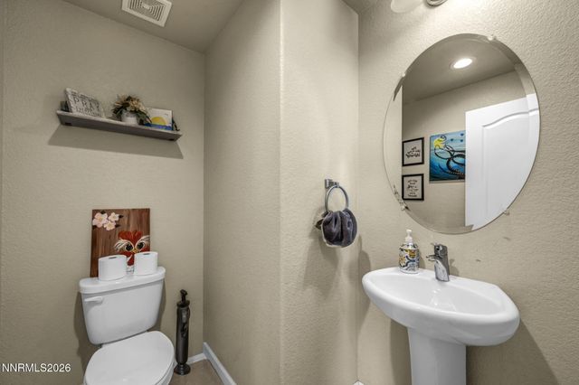 334 Granite Court, Dayton, NV 89403