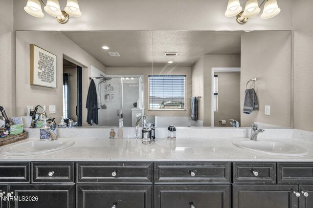 334 Granite Court, Dayton, NV 89403