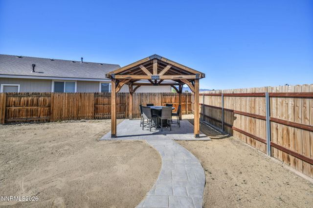 334 Granite Court, Dayton, NV 89403