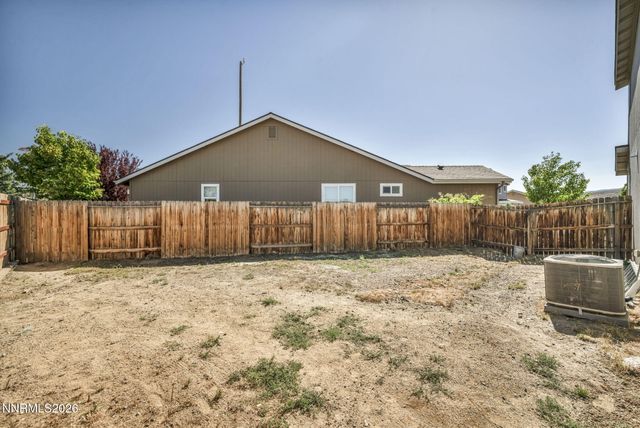 334 Granite Court, Dayton, NV 89403