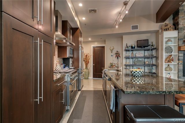 211 West Jefferson Street R302, Syracuse, NY 13202