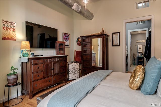 211 West Jefferson Street R302, Syracuse, NY 13202