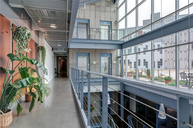 211 West Jefferson Street R302, Syracuse, NY 13202