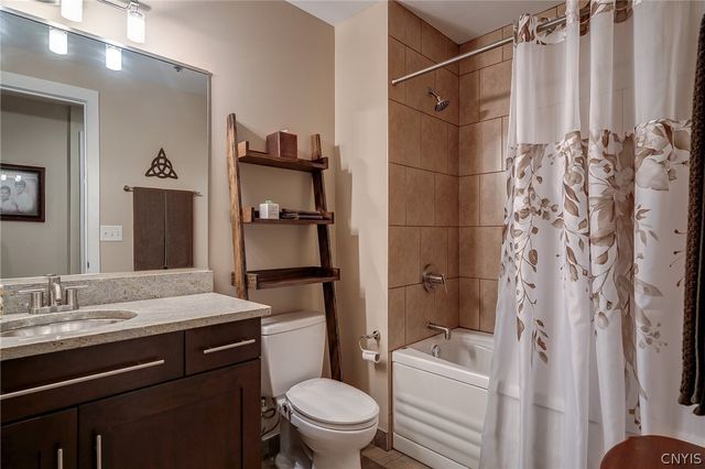 211 West Jefferson Street R302, Syracuse, NY 13202
