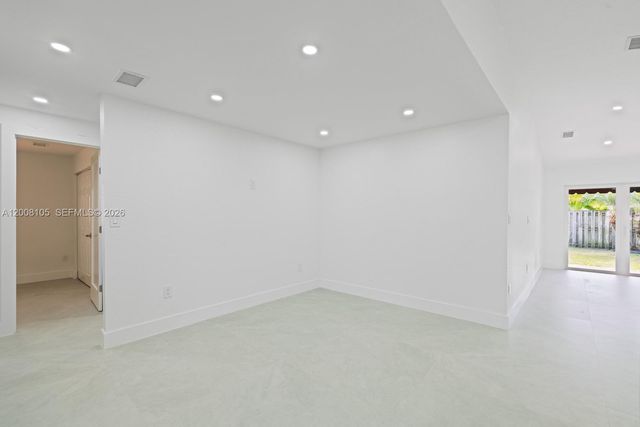 21505 SW 89th Path, Cutler Bay, FL 33189