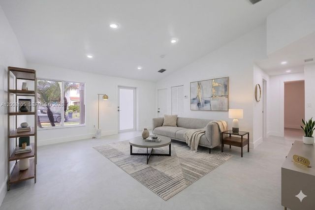 21505 SW 89th Path, Cutler Bay, FL 33189