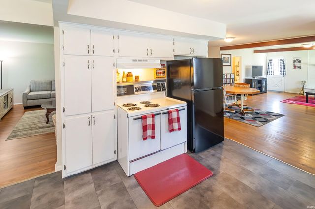 1640 Broadmoor Avenue, Evansville, IN 47714