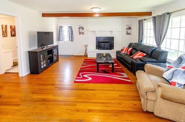 1640 Broadmoor Avenue, Evansville, IN 47714