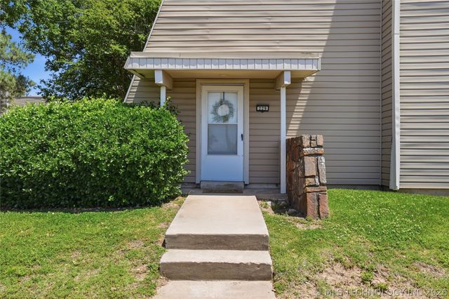 7451 S Yale Avenue 229, Tulsa, OK 74136