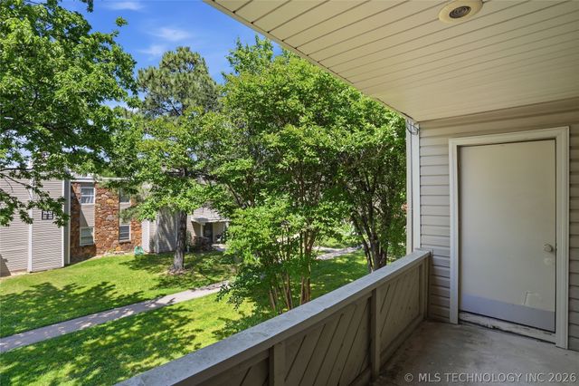 7451 S Yale Avenue 229, Tulsa, OK 74136