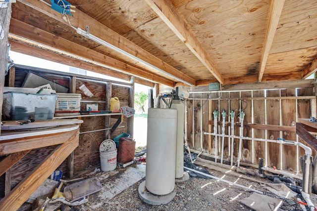 16881 N Midway Rd, Tracy, CA 95377