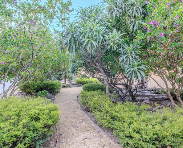 451 Dela Vina Avenue 405, Monterey, CA 93940